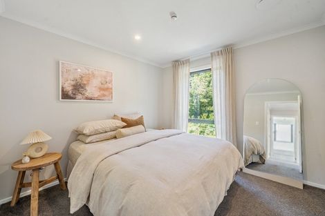 Photo of property in 18 Joseph Bolton Crescent, Wallaceville, Upper Hutt, 5018