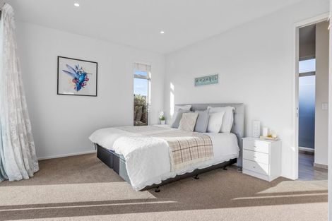 Photo of property in 10 Silver Peaks Drive, West Melton, 7618