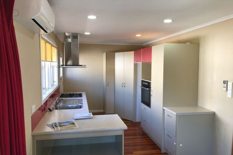 Photo of property in 28e Wallath Road, Westown, New Plymouth, 4310