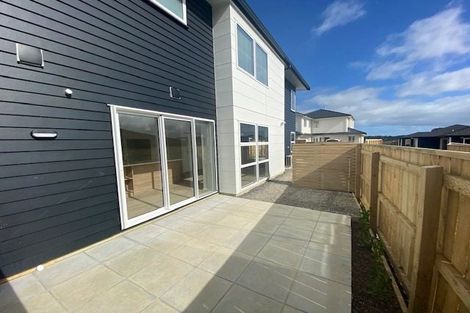 Photo of property in 160a Navigation Drive, Whitby, Porirua, 5024
