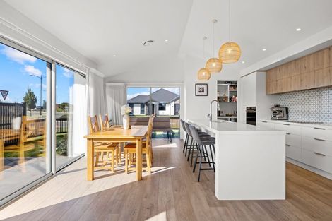Photo of property in 2 Jardine Place, Marshland, Christchurch, 8051