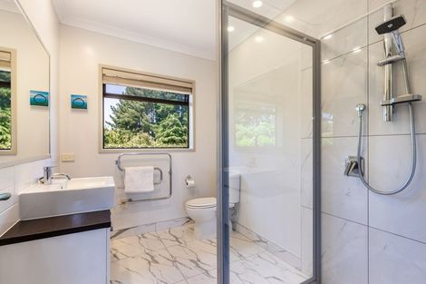 Photo of property in 22 Maple Grove, Acacia Bay, Taupo, 3385