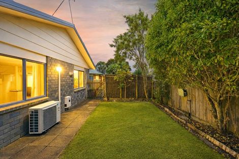 Photo of property in 44 Catalina Drive, Melville, Hamilton, 3206