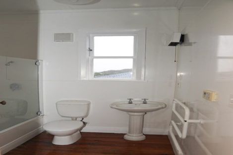 Photo of property in 64 Wright Street, Mount Cook, Wellington, 6021