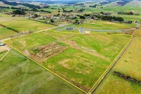 Photo of property in 21 Back Road, Okains Bay, 7583