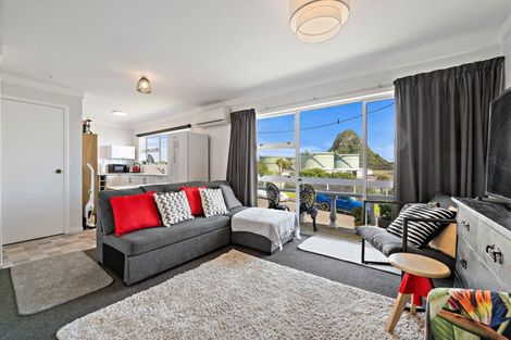 Photo of property in 25b Port View Crescent, Moturoa, New Plymouth, 4310