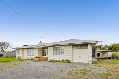 Photo of property in 28 Camberwell Road, Hawera, 4610