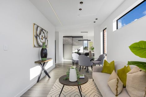 Photo of property in 19 Cedar Heights Avenue, Massey, Auckland, 0614