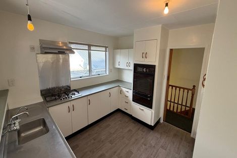 Photo of property in 12 Aubrey Street, New Plymouth, 4310
