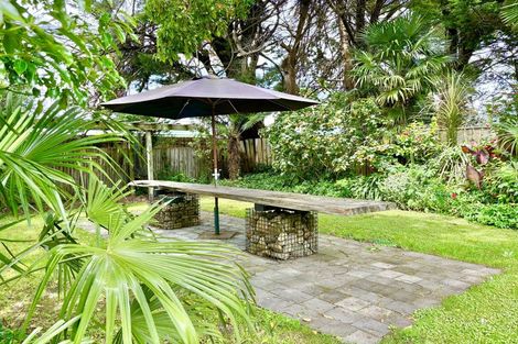 Photo of property in 25 Carruthers Street, Otane, 4202