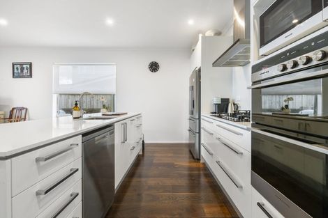 Photo of property in 22 Couldrey Crescent, Red Beach, 0932