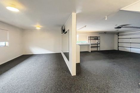 Photo of property in 86 Pahiatua Street, Hokowhitu, Palmerston North, 4410