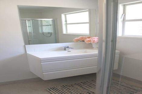 Photo of property in 1/4 Linklater Avenue, Bellevue, Tauranga, 3110