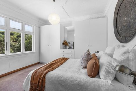 Photo of property in 155 Severn Street, Island Bay, Wellington, 6023