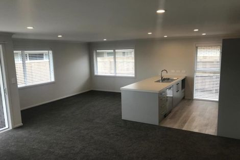 Photo of property in 27 Pohe Street, Waikanae, 5036