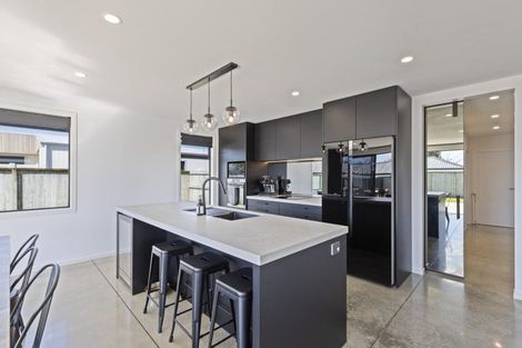 Photo of property in 29 Smith Street, Lepperton, New Plymouth, 4373