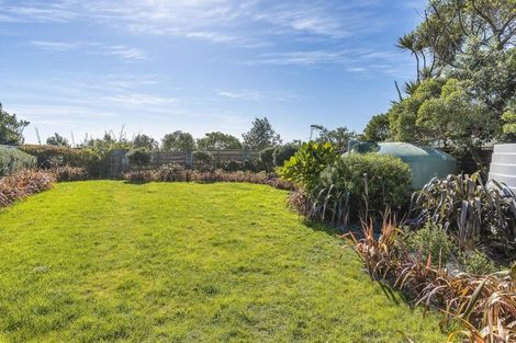 Photo of property in 11 Rodney Avenue, Te Horo Beach, Otaki, 5581