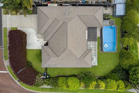 Photo of property in 2 Carrington Drive, Papamoa Beach, Papamoa, 3118