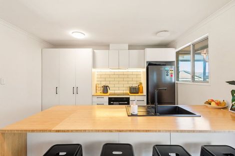 Photo of property in 2/9 Bonar Place, Woolston, Christchurch, 8062