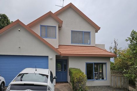 Photo of property in 7 Lanyon Place, Whitby, Porirua, 5024