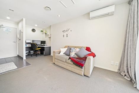 Photo of property in 301/17 Osterley Way, Manukau, Auckland, 2104
