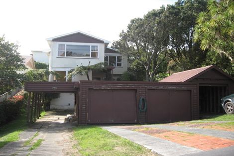 Photo of property in 1 Espin Crescent, Karori, Wellington, 6012