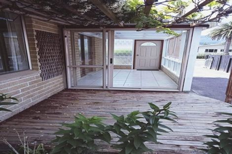 Photo of property in 25 Arawhata Road, Paraparaumu, 5032
