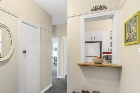 Photo of property in 1u5 Rixon Grove, Mount Victoria, Wellington, 6011