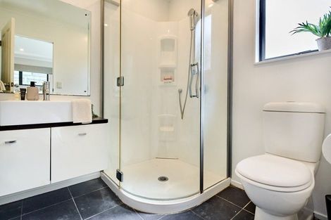 Photo of property in 22 Domanski Crescent, Owhiro Bay, Wellington, 6023