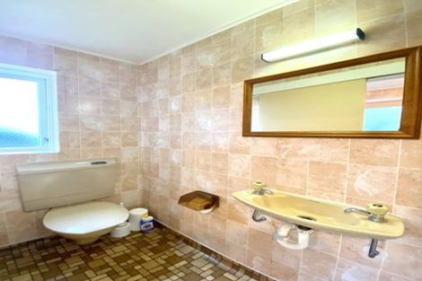 Photo of property in 1 Kohima Drive, Khandallah, Wellington, 6035