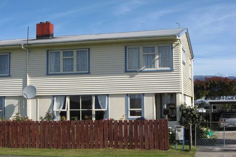 Photo of property in 22- 24 Bentham Street, Westport, 7825