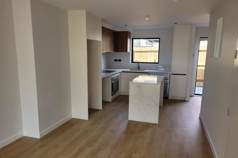 Photo of property in 8/15 Union Road, Howick, Auckland, 2014