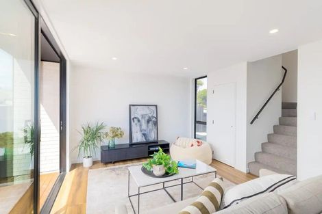 Photo of property in 2/141 Oram Avenue, New Brighton, Christchurch, 8061