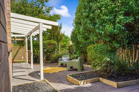 Photo of property in 3 Meynell Court, Glen Eden, Auckland, 0602