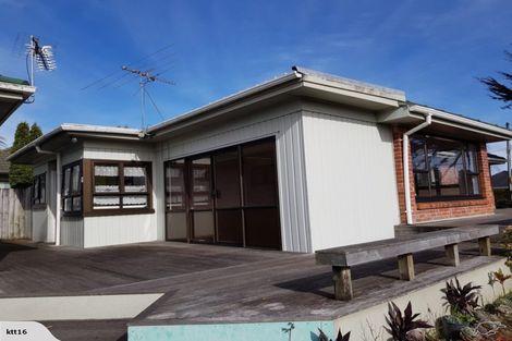 Photo of property in 37 Graeme Avenue, Mangere East, Auckland, 2024