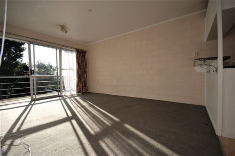 Photo of property in 19a/8 Verbena Road, Birkdale, Auckland, 0626