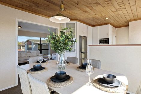 Photo of property in 207 Ngatai Road, Otumoetai, Tauranga, 3110