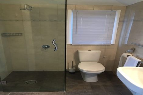 Photo of property in 17 Palm Avenue, Lyall Bay, Wellington, 6022