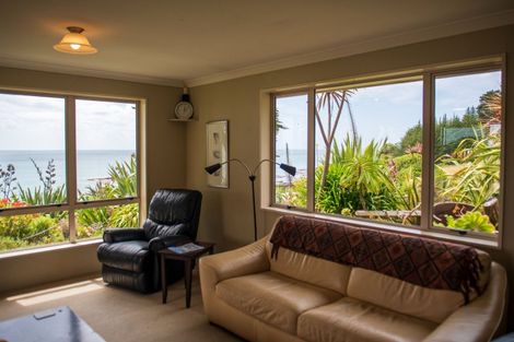 Photo of property in 506 The Nuggets Road, Ahuriri Flat, Kaka Point, 9271