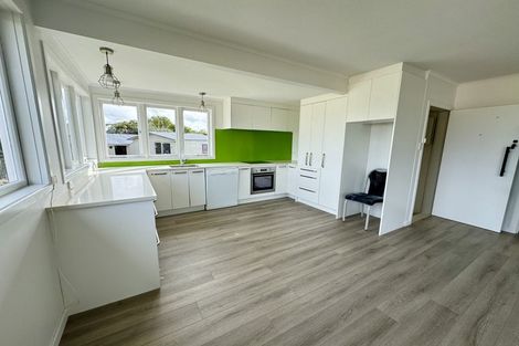 Photo of property in 74 Mcleod Road, Te Atatu South, Auckland, 0610