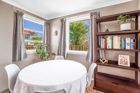 Photo of property in 11 George Street, Levin, 5510