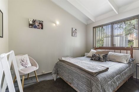 Photo of property in 1/39 Miltonia Avenue, Te Atatu South, Auckland, 0610