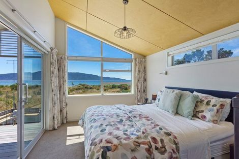 Photo of property in 131 Manly Street, Paraparaumu Beach, Paraparaumu, 5032