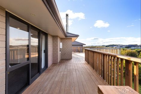 Photo of property in 9 Gibraltar Way, Fitzherbert, Palmerston North, 4410