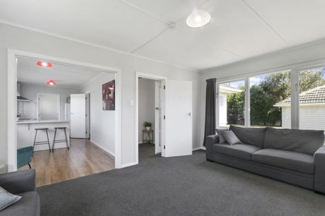 Photo of property in 25 Hinau Grove, Wainuiomata, Lower Hutt, 5014