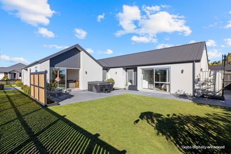 Photo of property in 2 Jardine Place, Marshland, Christchurch, 8051