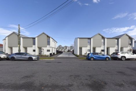 Photo of property in 73 Bampton Street, Shirley, Christchurch, 8061