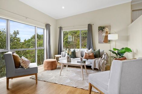 Photo of property in 10 Mewburn Rise, Karori, Wellington, 6012