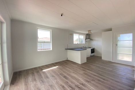 Photo of property in 10 Wayne Drive, Mangere, Auckland, 2022