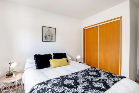 Photo of property in 4 Chesterfield Mews, Russley, Christchurch, 8042